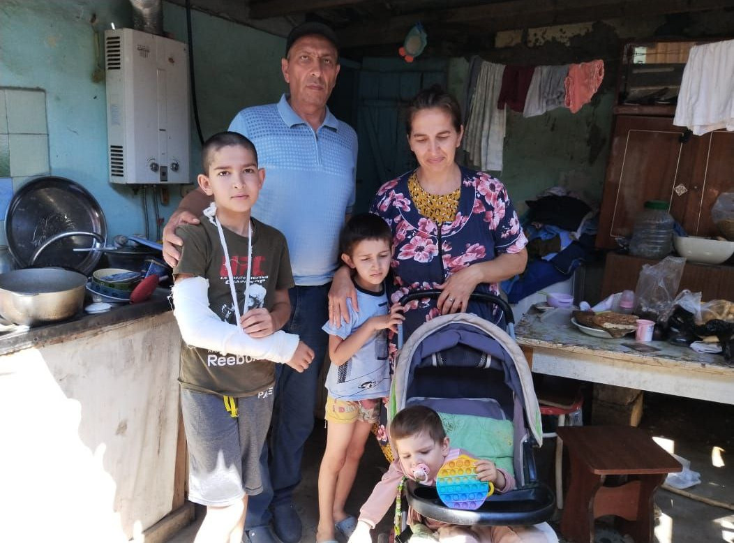 В Дербенте к празднику "Курбан-байрам" помощь получили более 100 семей, состоящих на учете Комплексного центра социального обслуживания населения.